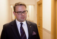 Sejm pracuje nad podwyżką akcyzy na e-papierosy i urządzenia do waporyzacji. Część produktów może zniknąć z rynku