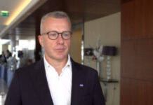 Rośnie liczba i wartość udzielonych konsumentom kredytów gotówkowych. Gorzej mają się kredyty ratalne oraz te udzielane firmom