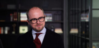 Wykorzystanie AI w firmach rośnie, ale wolniej, niż oczekiwano. Towarzyszy temu sporo rozczarowań