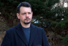 Napięcia geopolityczne podbijają emocje na rynku ropy, ale nie zakłócają dostaw. Przewidywana w 2026 r. nadpodaż ma utrzymywać niskie notowania